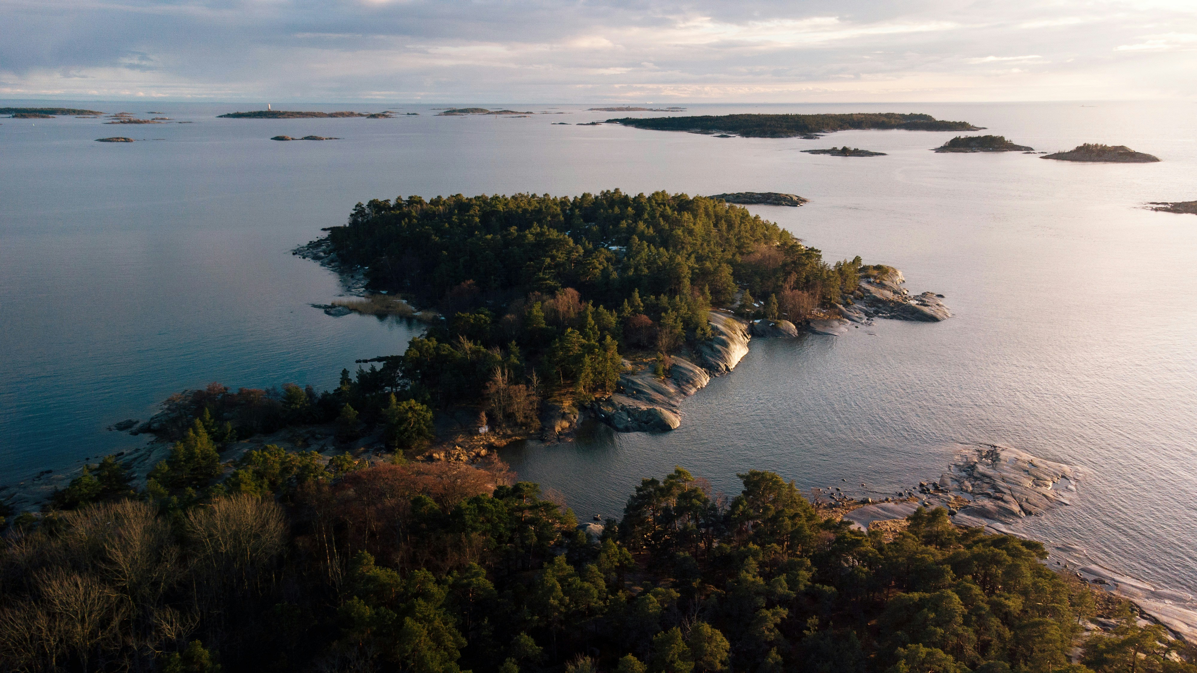 Finland Midnight Sun Island Hopping by Bike photo 3